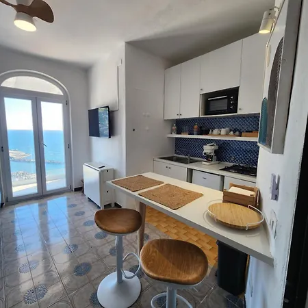 Divina Seaside Ischia *