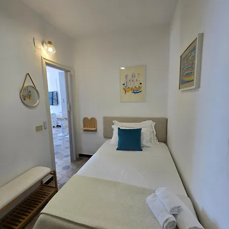 Divina Seaside Ischia 아파트 *