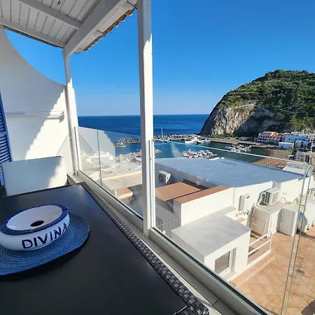 Divina Seaside Ischia 公寓 *
