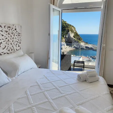 Divina Seaside Ischia 公寓 *